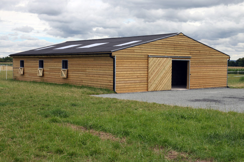 6 horse stable equestrian barn building